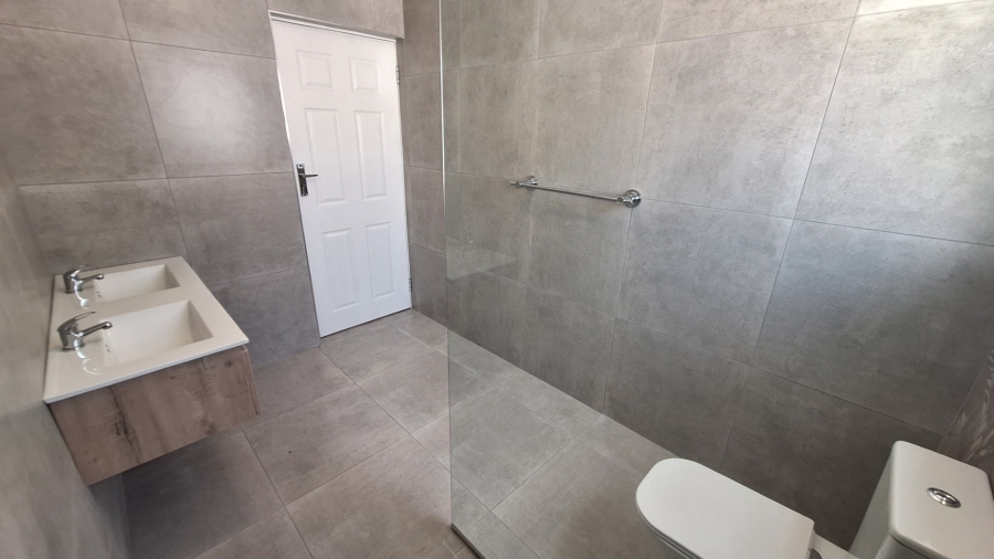 3 Bedroom Property for Sale in Velddrif Western Cape